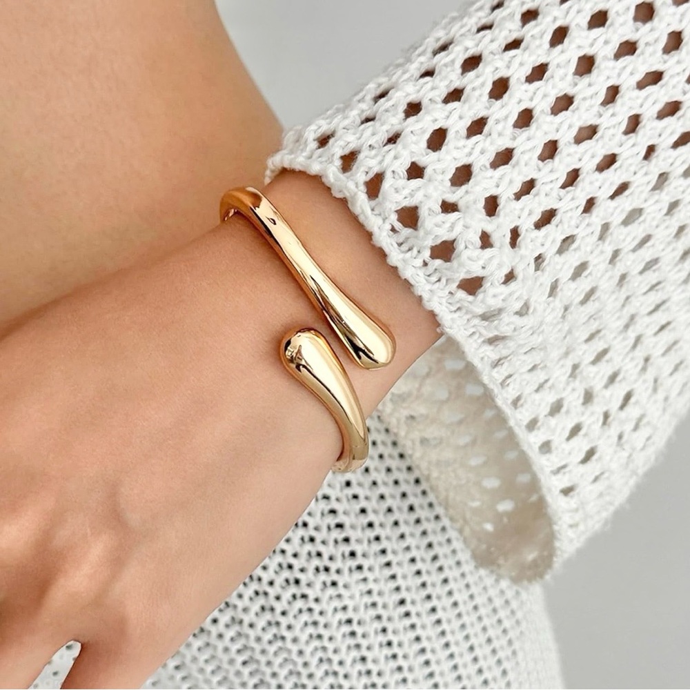 NEW 2pc Set~ 14k Gold & Silver Bangle Bracelets - Picture 3 of 3